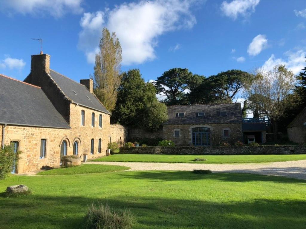 Les Ecolodges Sous Le Phare Louannec Bagian luar foto