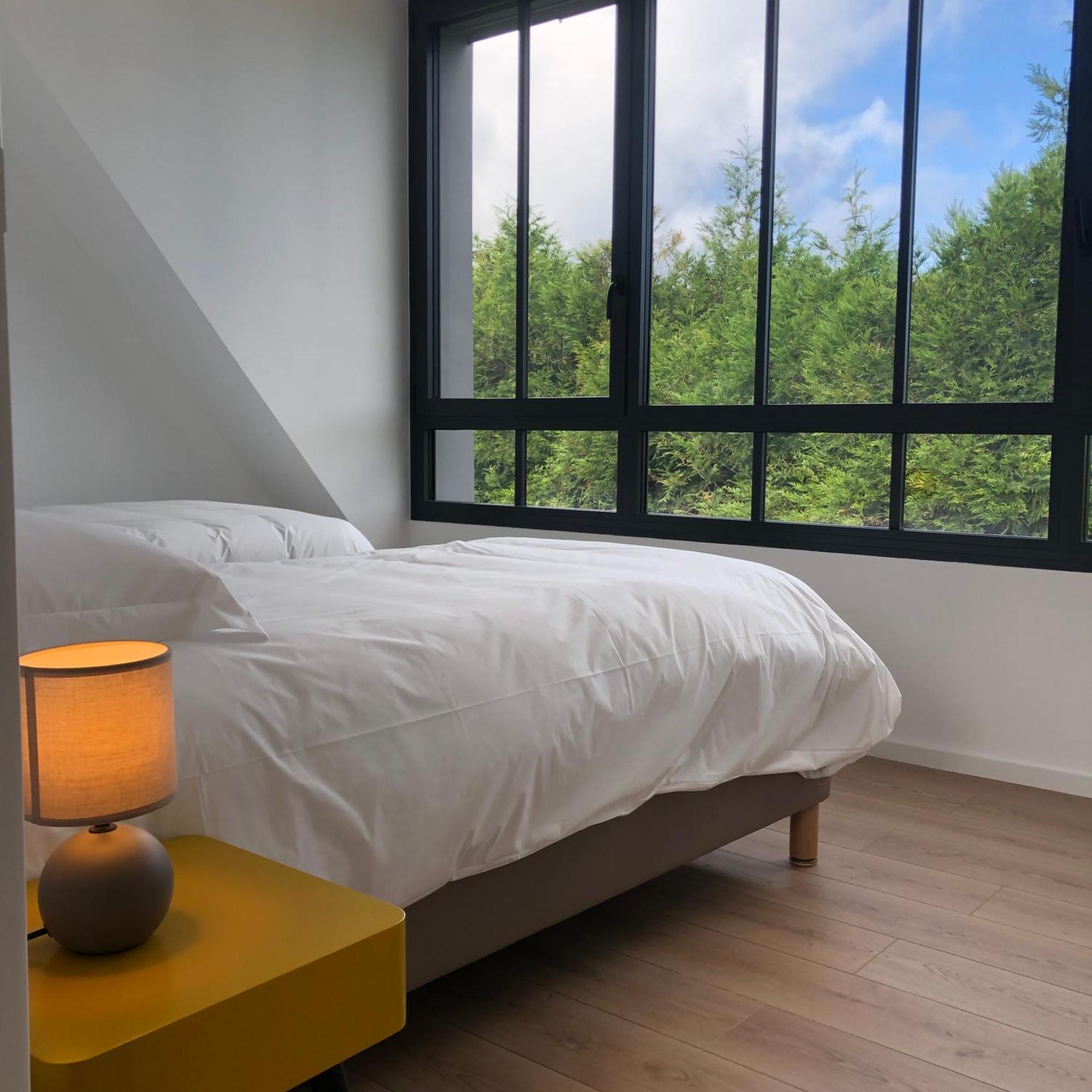 Les Ecolodges Sous Le Phare Louannec Bagian luar foto